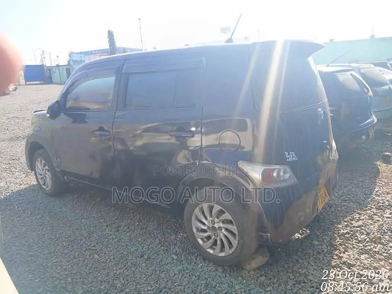 Toyota bB 2008 Black