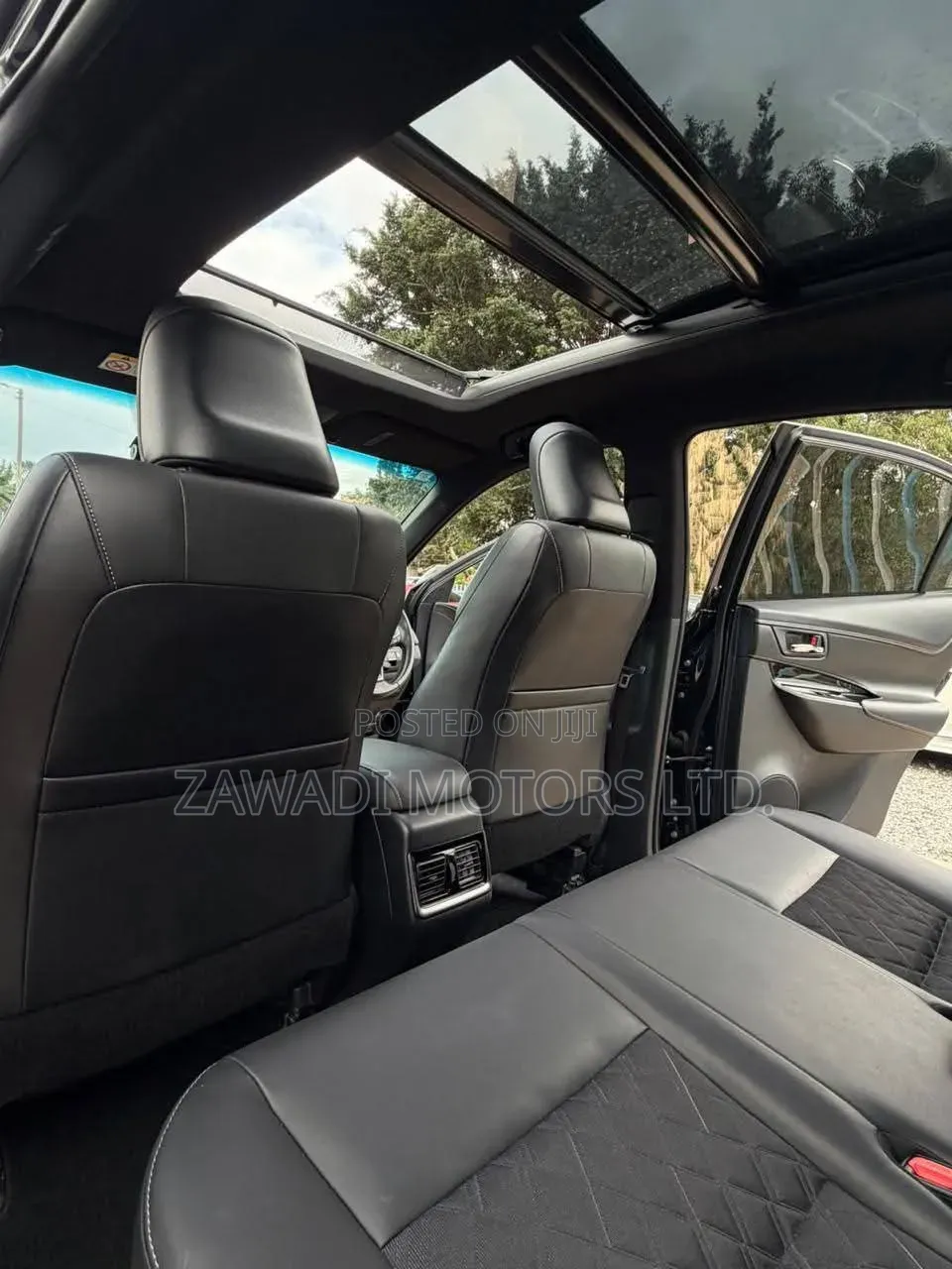 Toyota Harrier 2.0 2019 Black