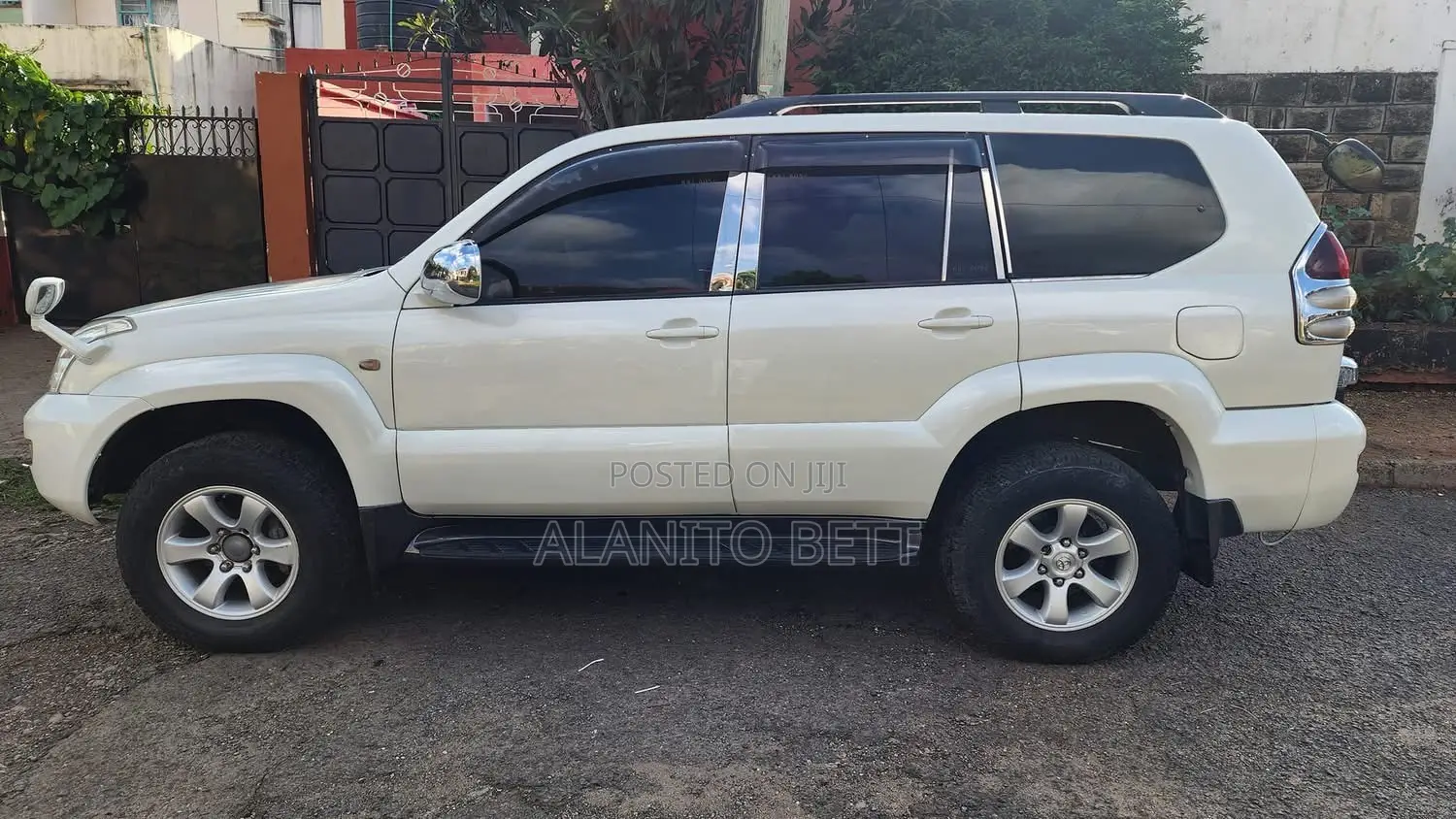 Toyota Land Cruiser Prado 2.7 5dr 2002 Pearl
