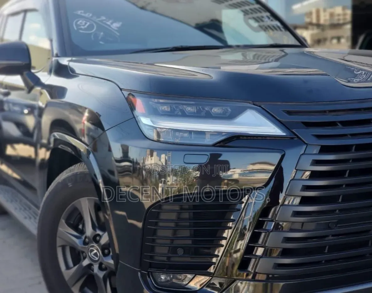 Lexus LX 600 2023 Black