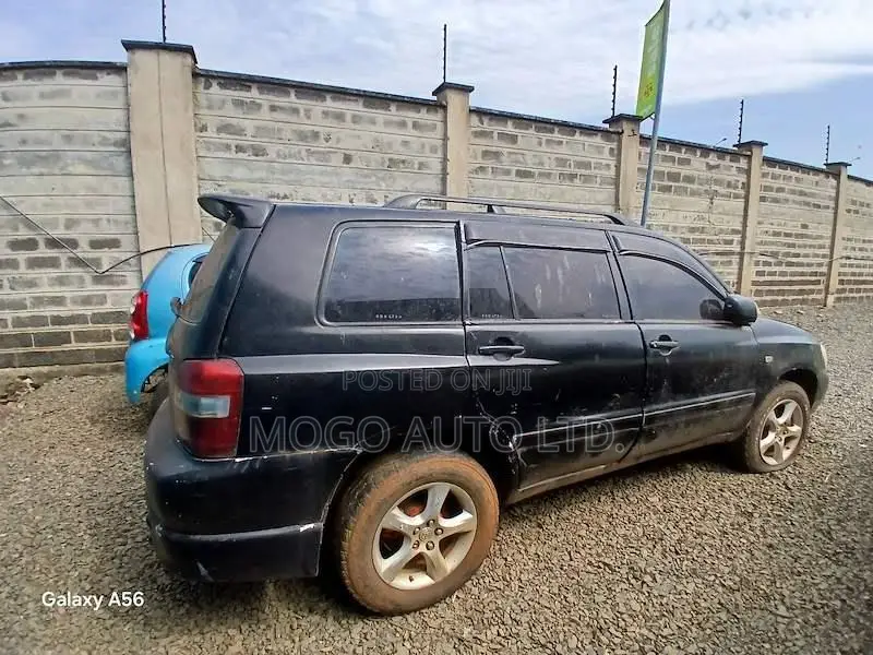 Toyota Kluger 2004 Black