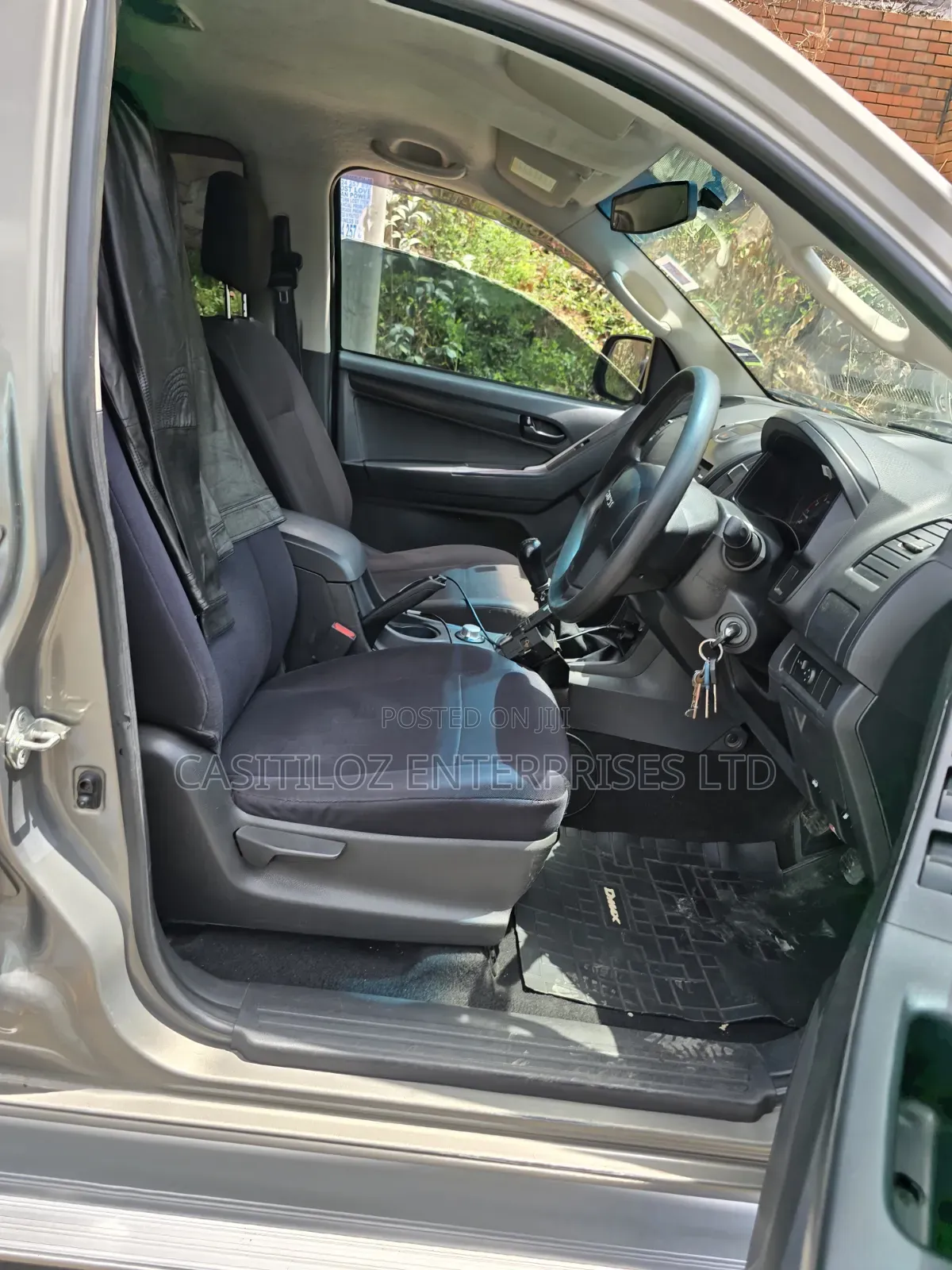 Isuzu D-MAX 2022 Gray