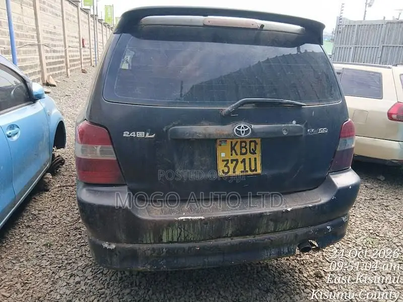 Toyota Kluger 2004 Black