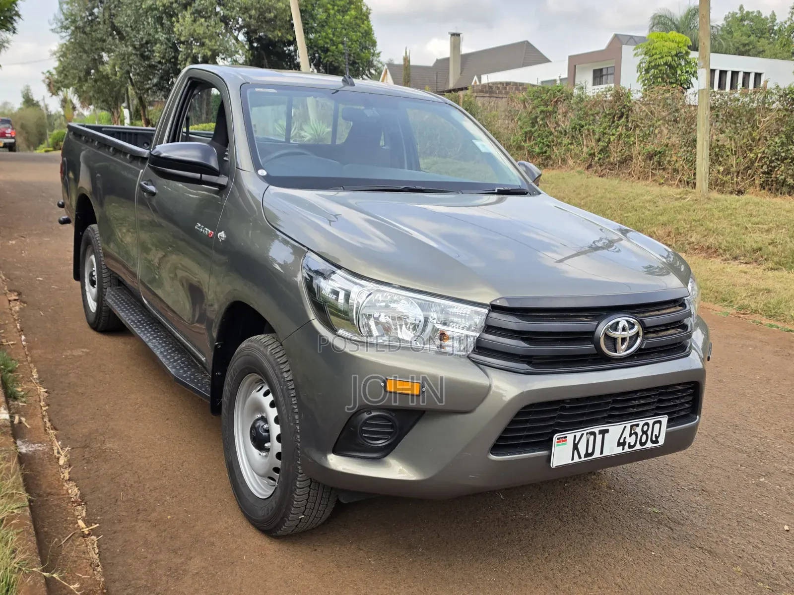 Toyota Hilux 2025 Gray
