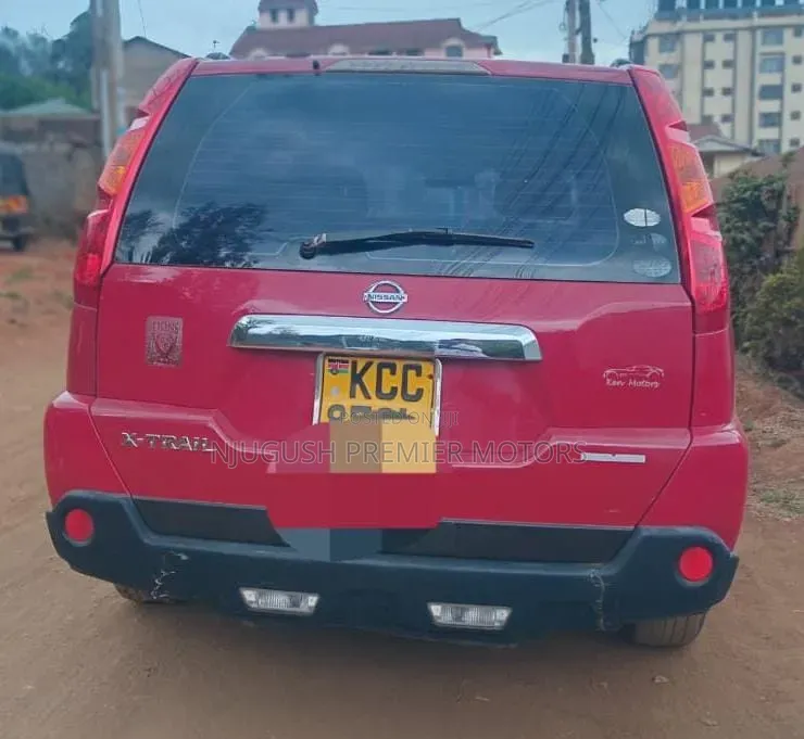 Nissan X-Trail 2008 Red