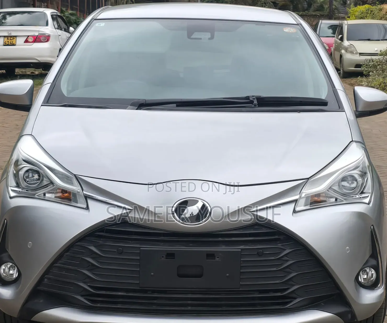 Toyota Vitz 2019 Silver