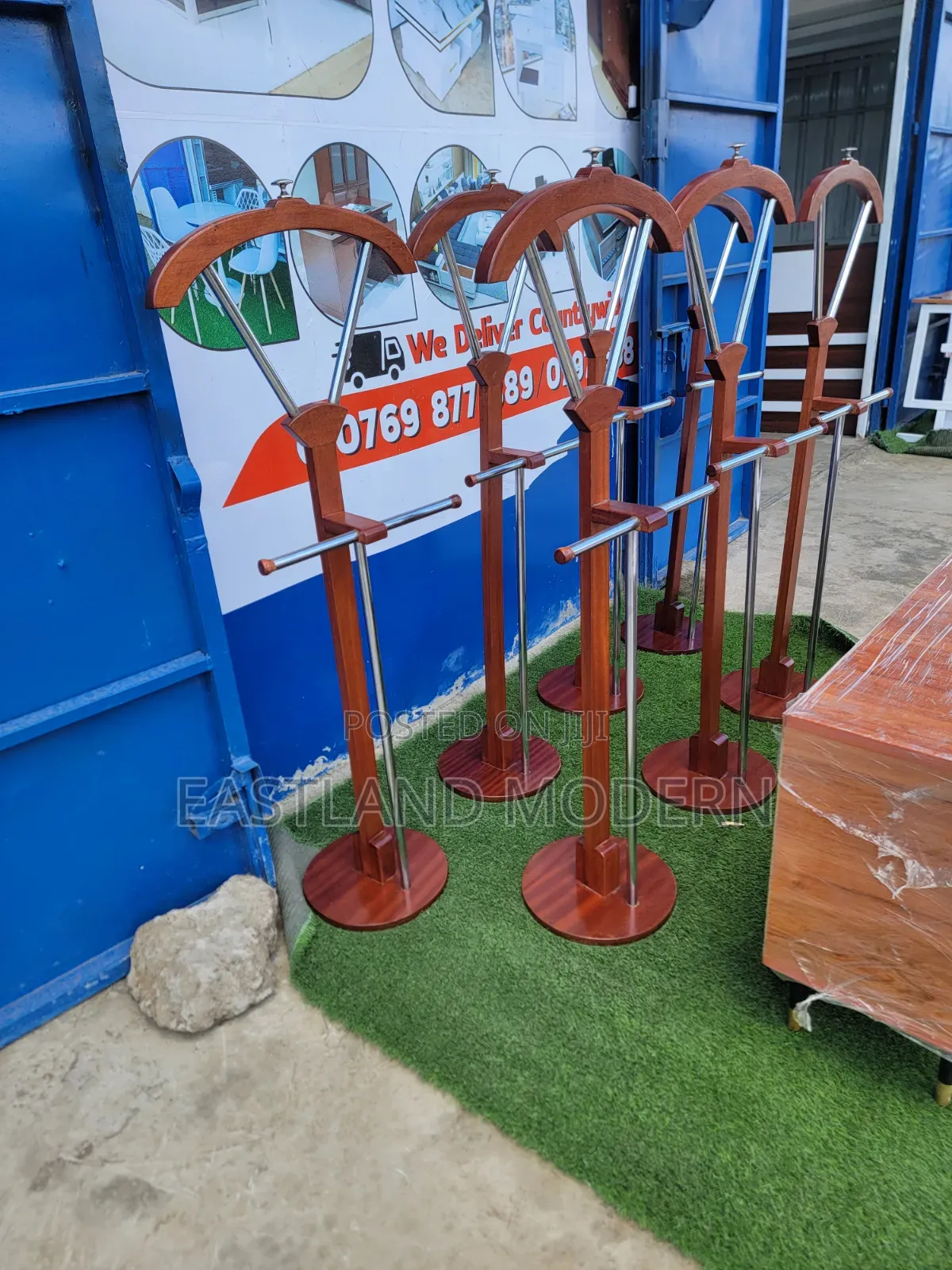 Wooden Office Coat Hanger Stand
