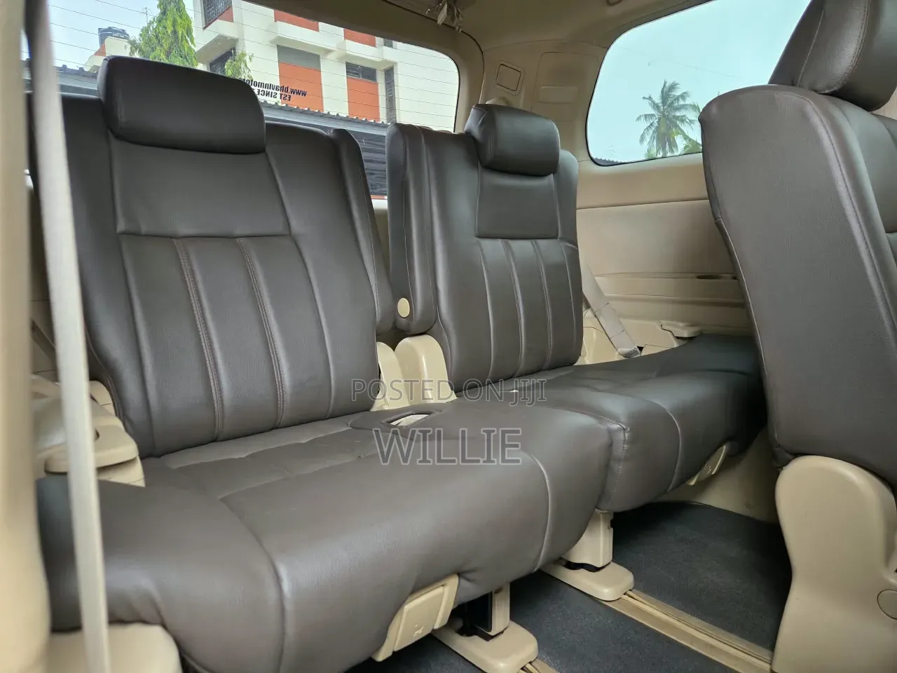 Toyota Vellfire 2014 White