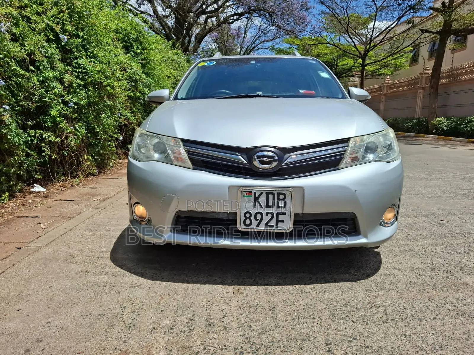 Toyota Corolla Fielder 1.8 Petrol FWD 2013 Silver