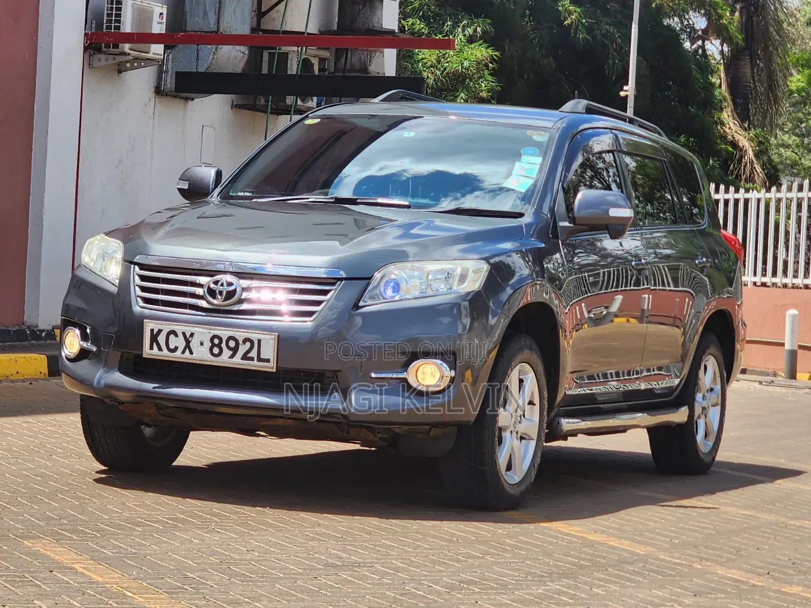 Toyota Vanguard 2012 Gray