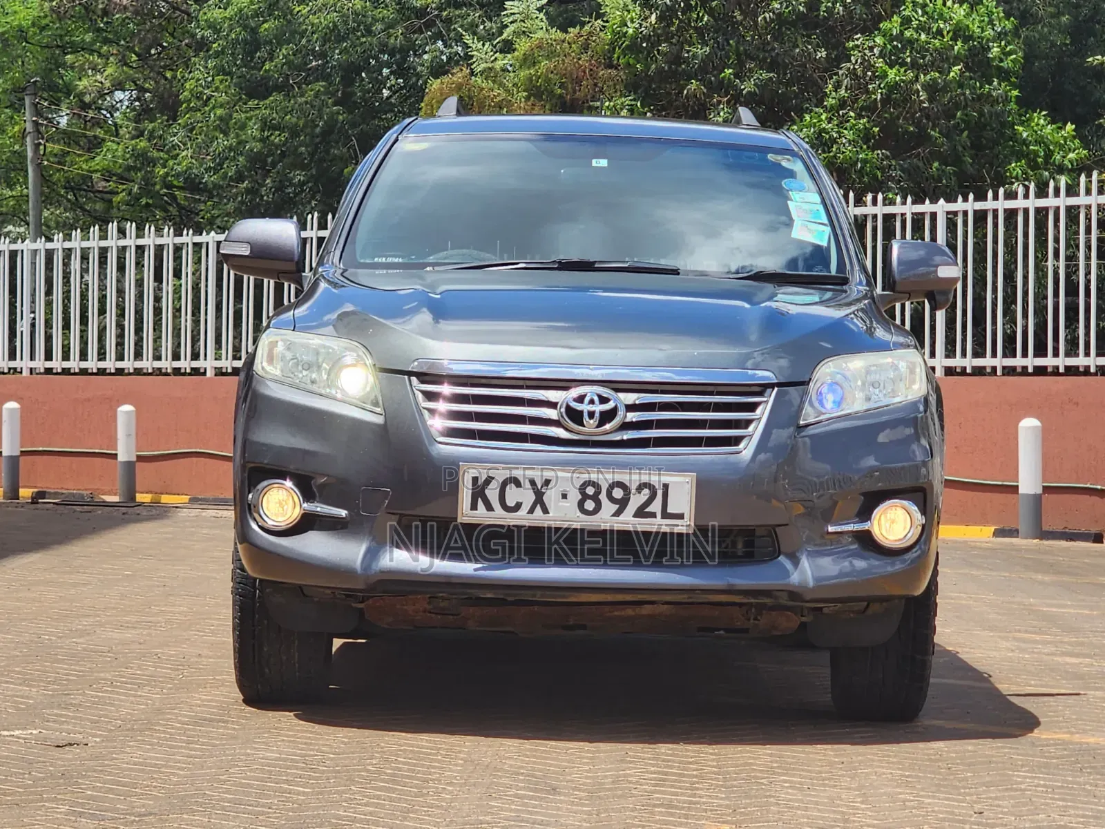 Toyota Vanguard 2012 Gray