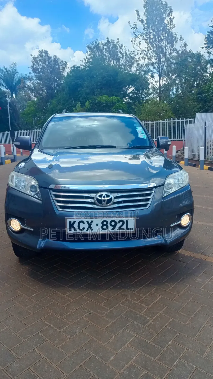 Toyota RAV4 2012 Gray