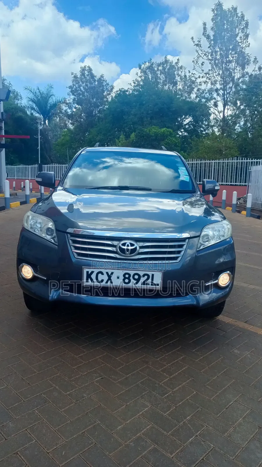 Toyota RAV4 2012 Gray