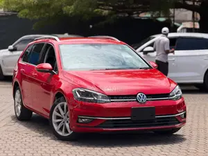 Volkswagen Golf Variant 2019 Red