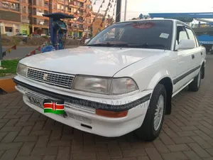 Toyota Corolla II 1999 White