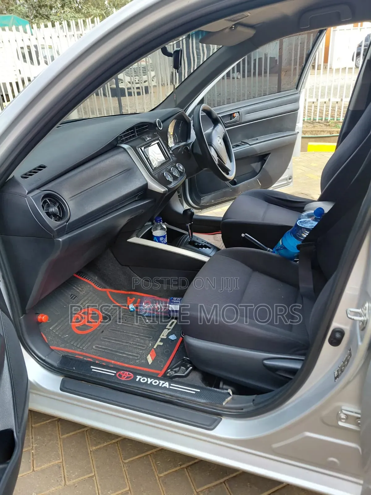Toyota Corolla Fielder 1.5 Petrol FWD 2016 Silver
