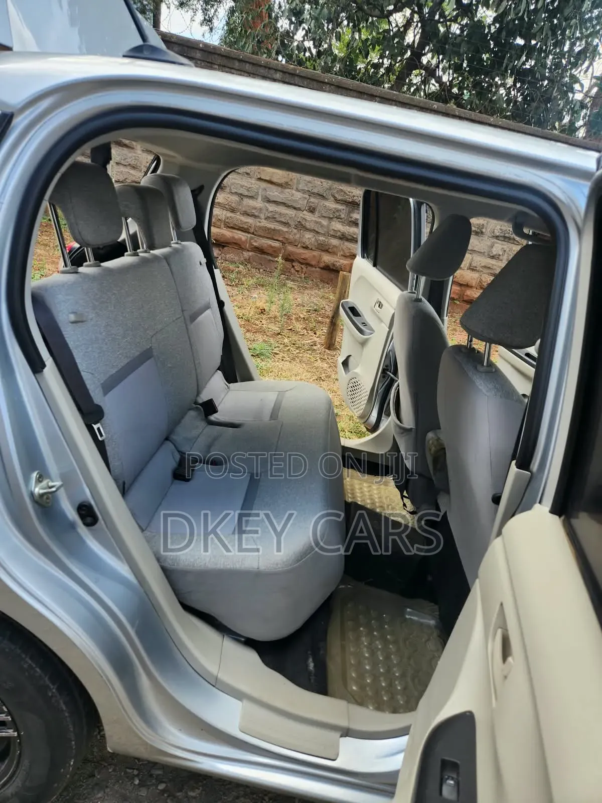 Toyota Passo 2015 Silver