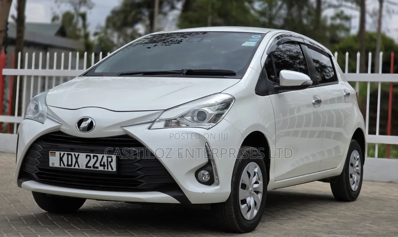 Toyota Vitz 2019 White