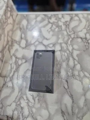 New Apple iPhone 11 Pro Max 256 GB Green