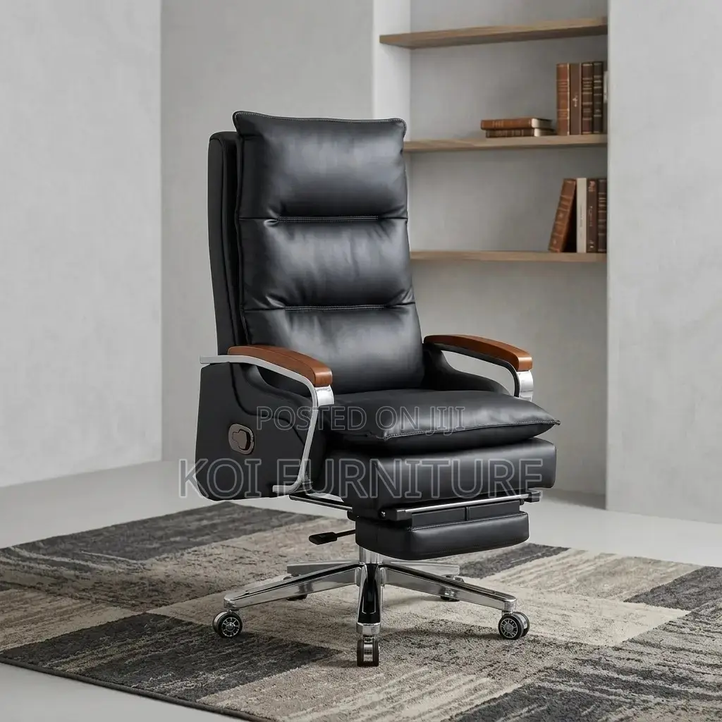 Office Chair : Luxury High-Back Executive Office Chair