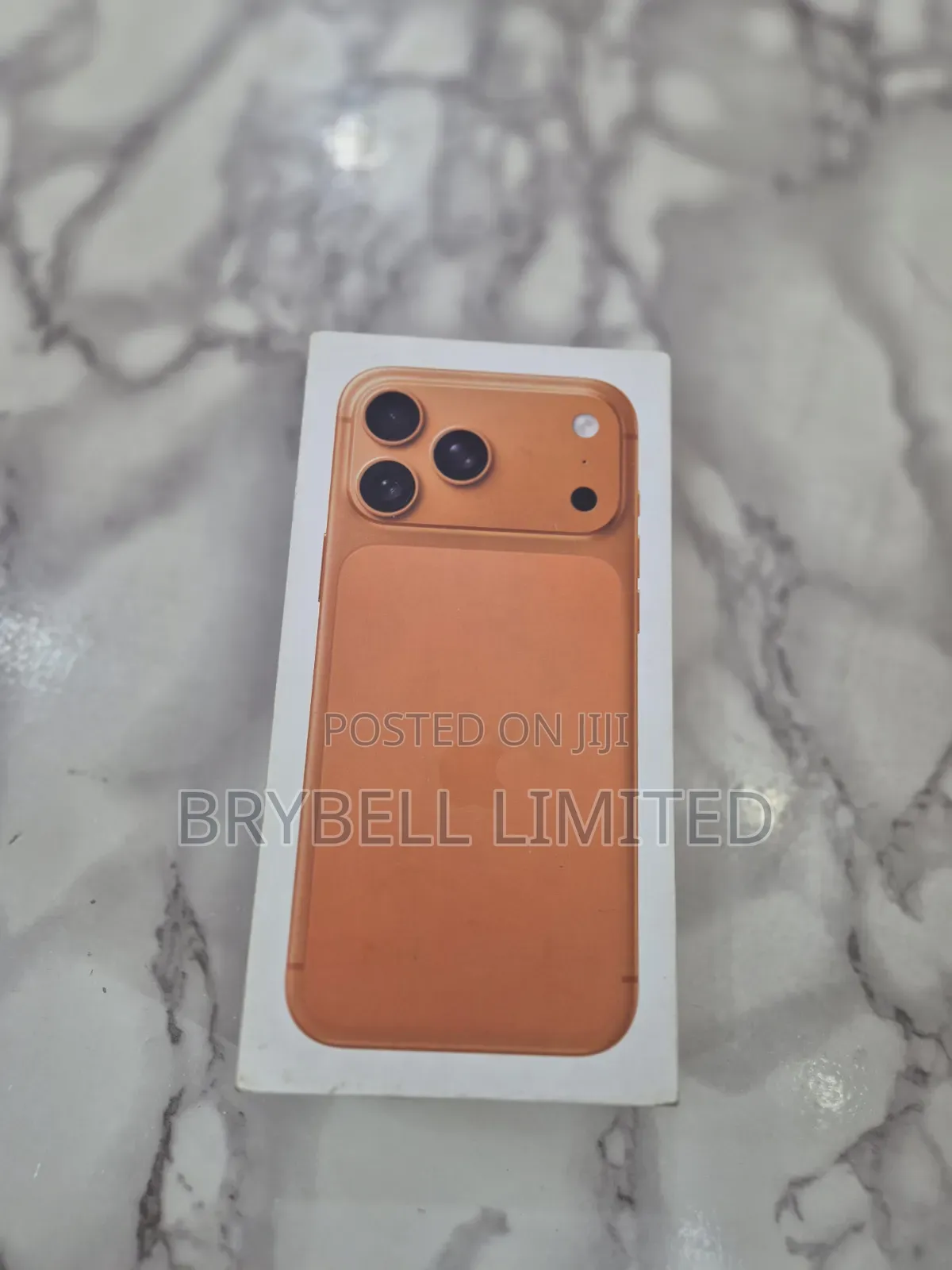 New Apple iPhone 17 Pro Max 256 GB Orange
