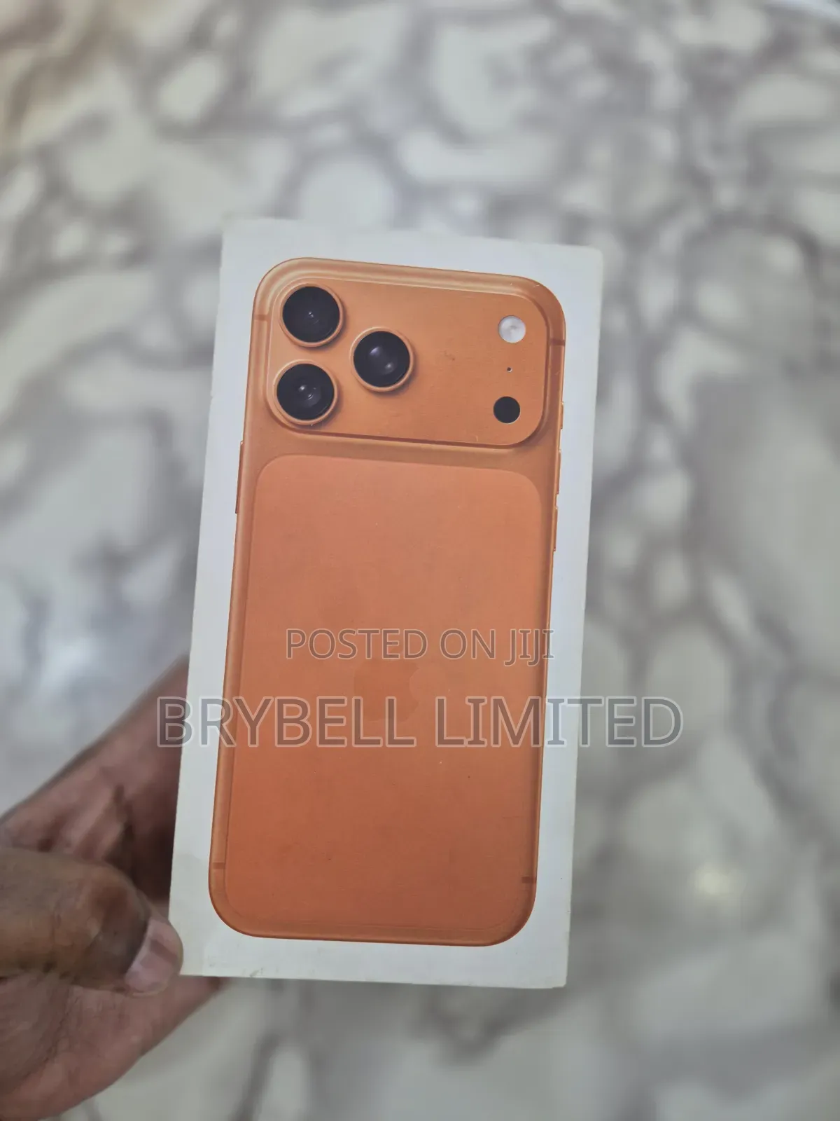 New Apple iPhone 17 Pro Max 256 GB Orange