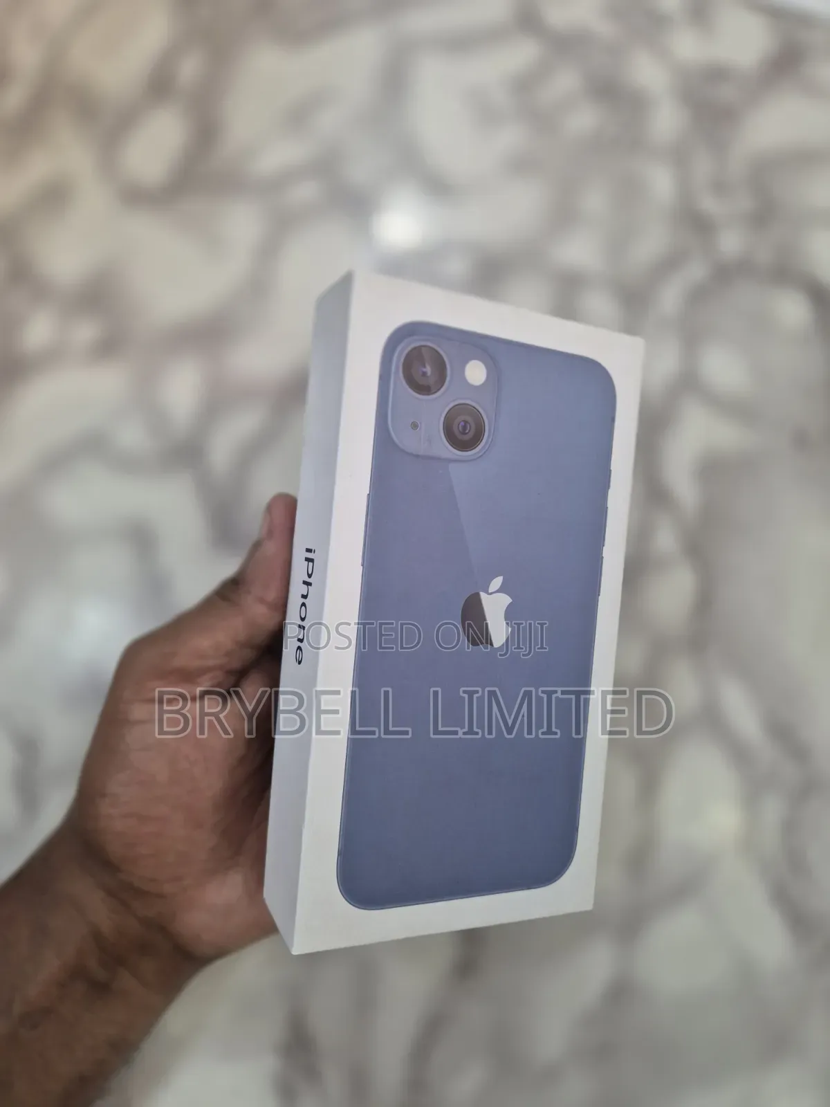 New Apple iPhone 13 128 GB Blue
