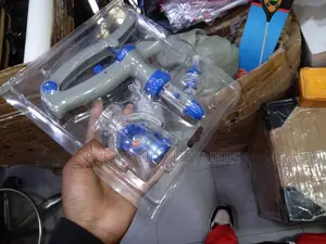 Compact and Durable Poultry Vaccinator - 5 Ml