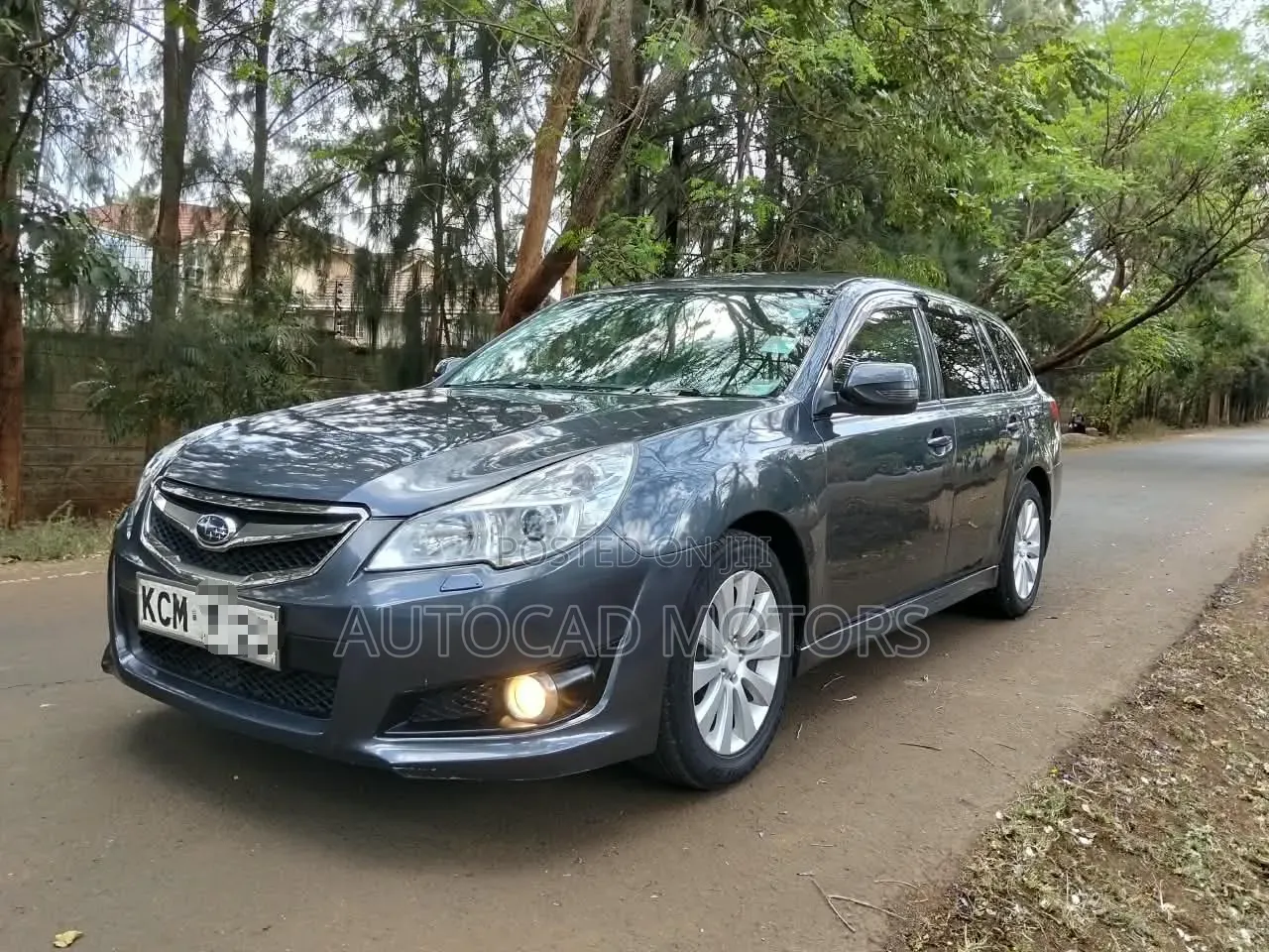 Subaru Legacy 2.5i Premium 2010 Gray