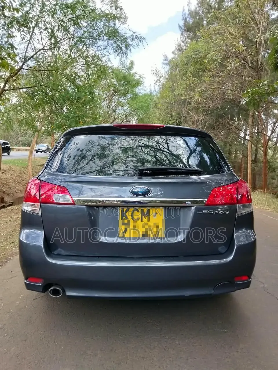 Subaru Legacy 2.5i Premium 2010 Gray