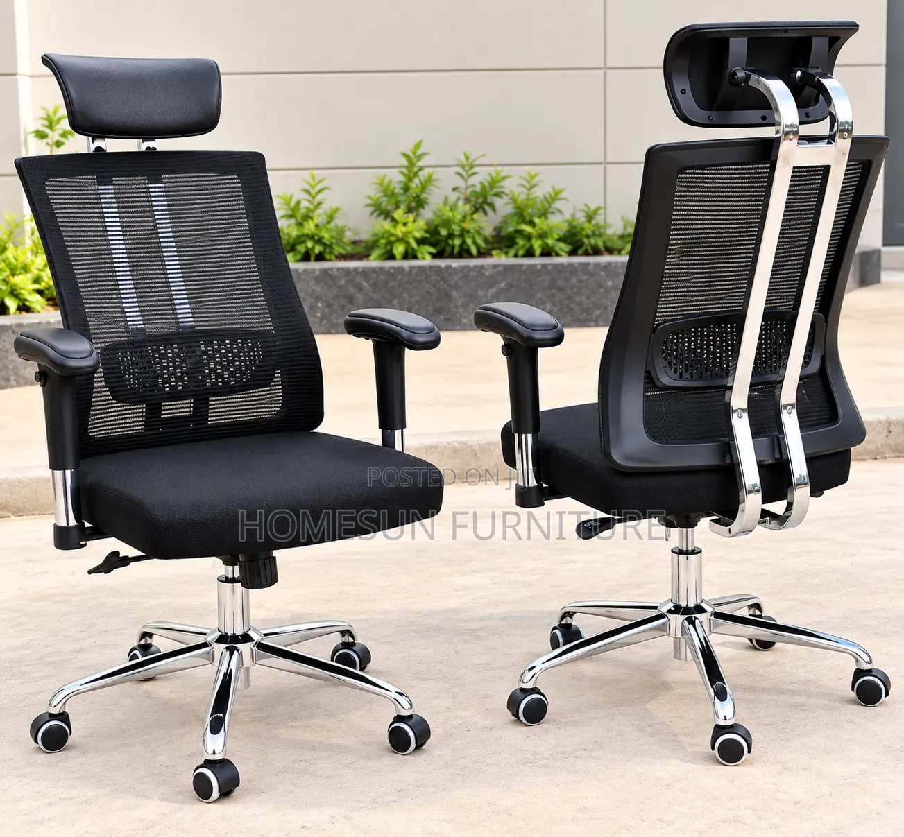 Office Chair With Headrest and Chrome Support Frame