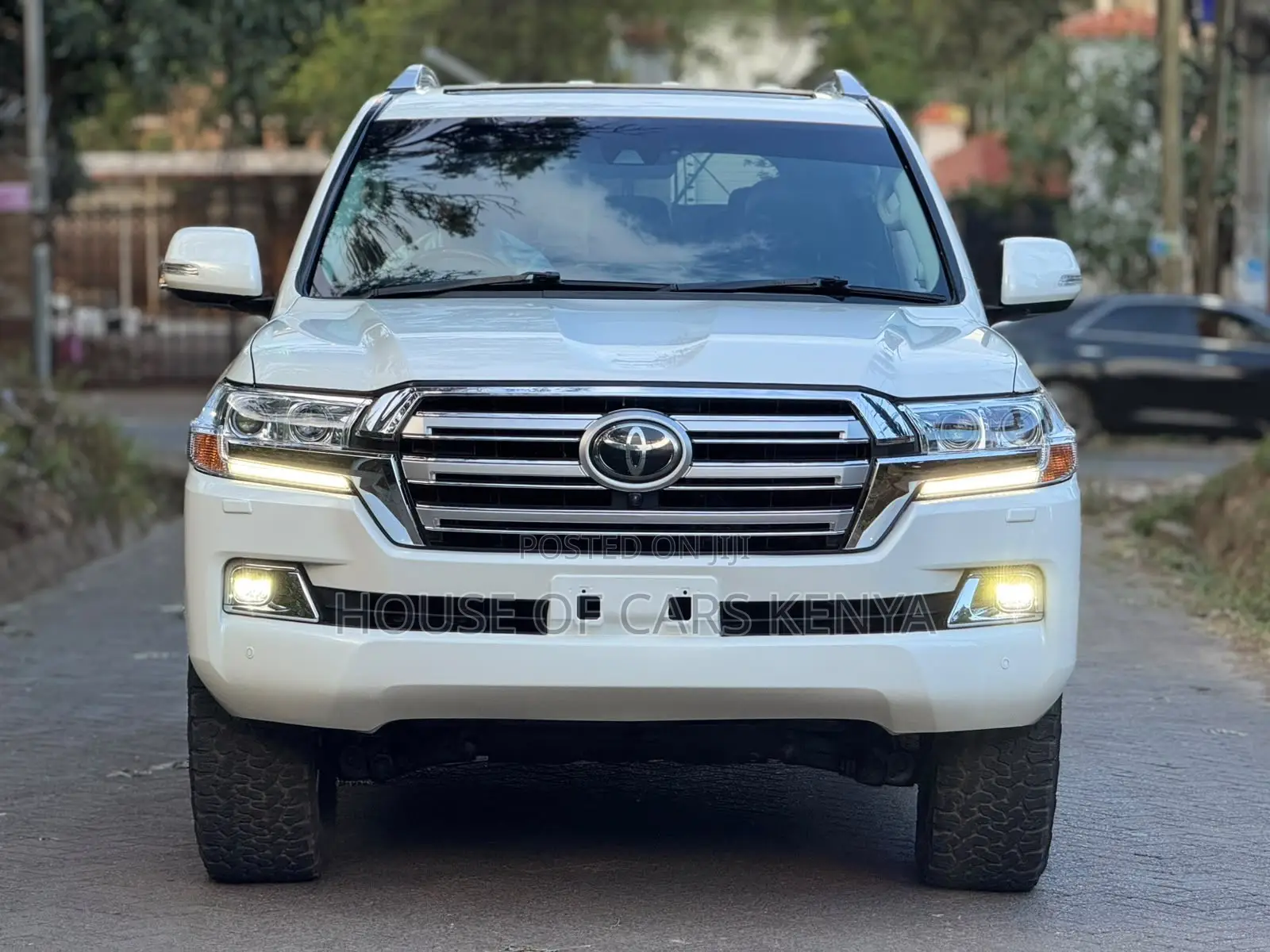 Toyota Land Cruiser 4.5 V8 TD 2019 White