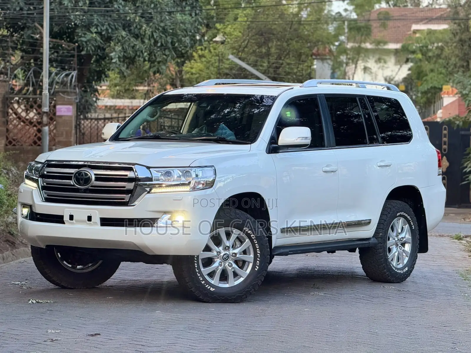 Toyota Land Cruiser 4.5 V8 TD 2019 White