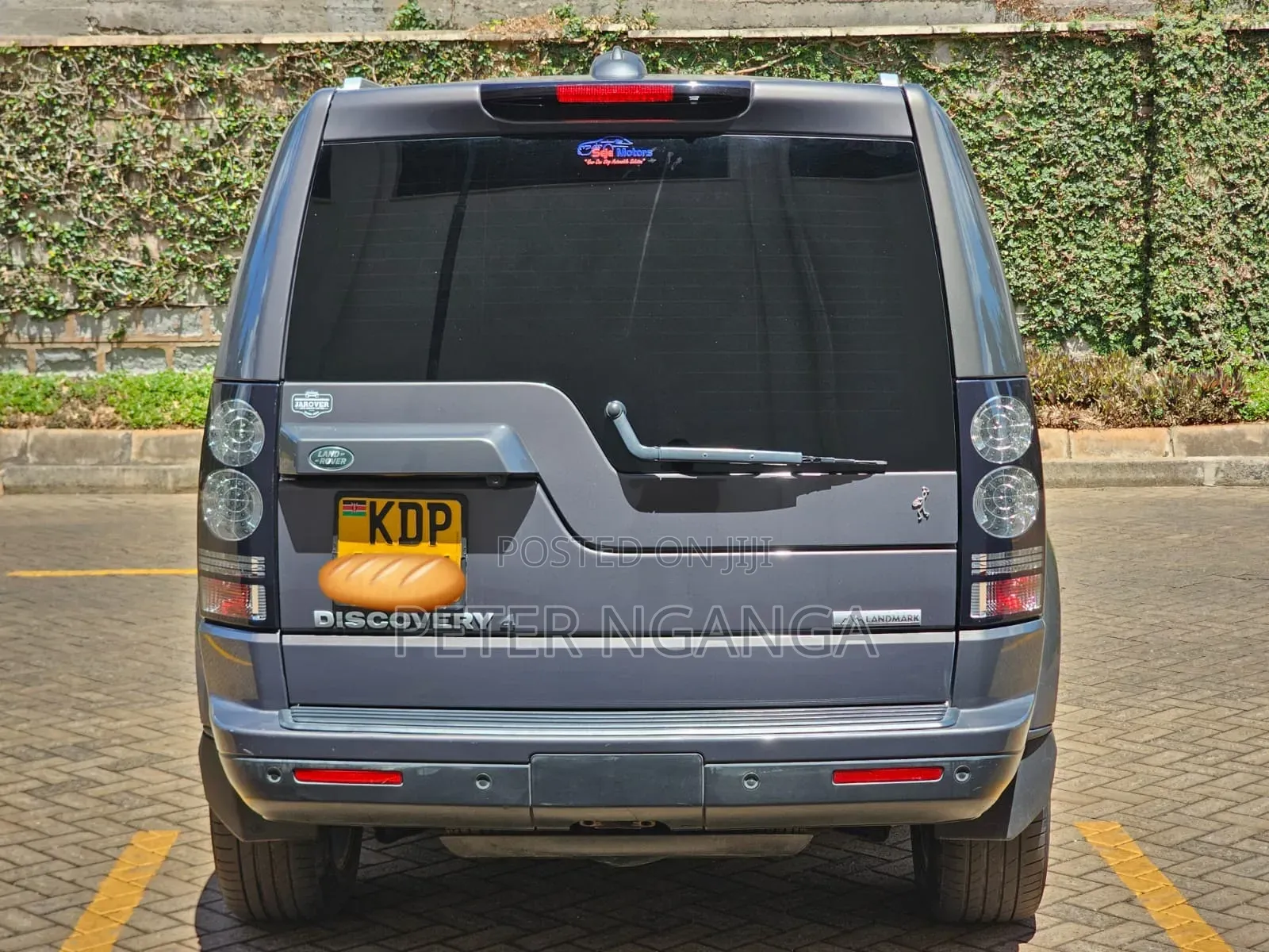 Land Rover Discovery 2016 Gray