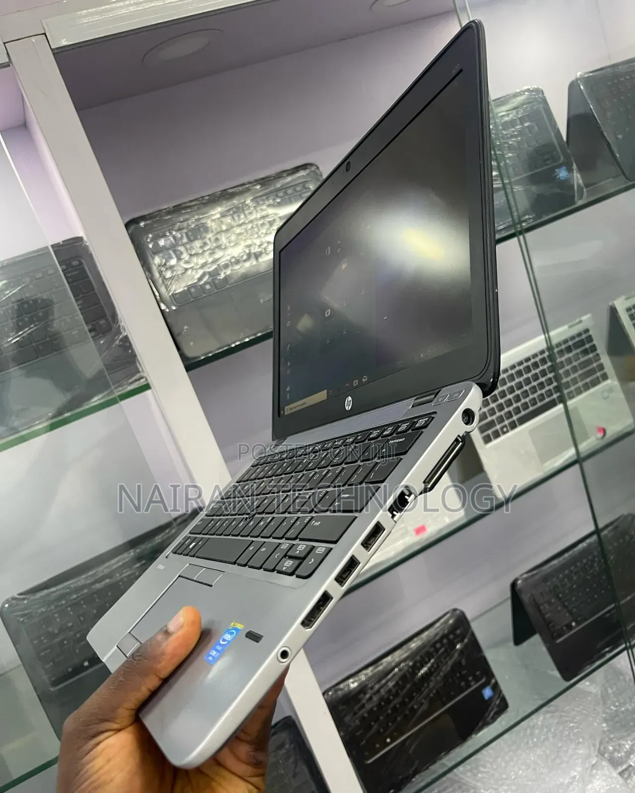 Laptop HP EliteBook 820 8GB Intel Core i7 SSD 256GB