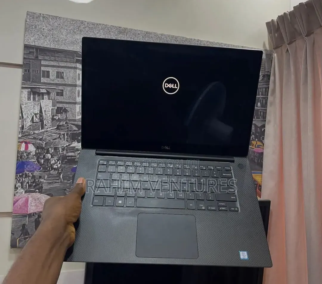 Laptop Dell Precision 5540 8GB Intel Core i9 SSD 256GB