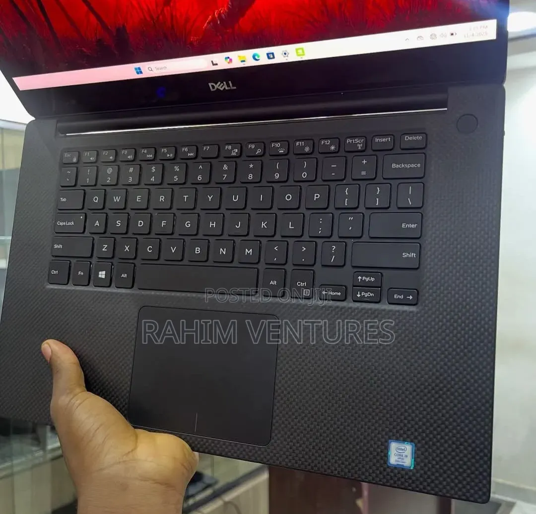 Laptop Dell Precision 5540 8GB Intel Core i9 SSD 256GB