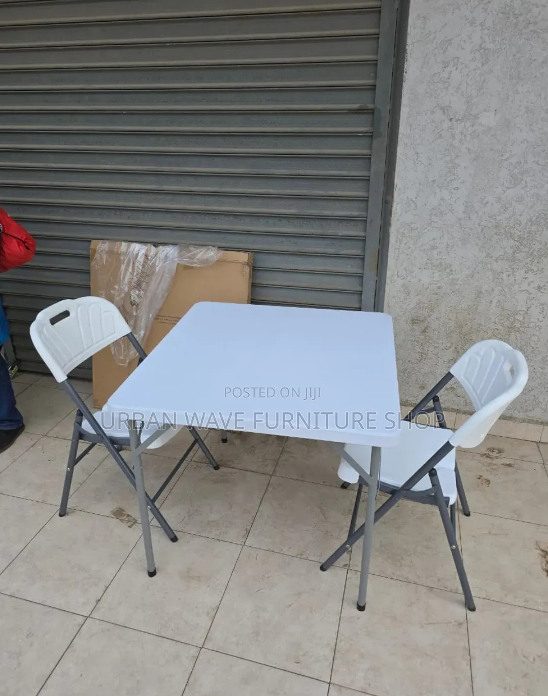 White Foldable Sets