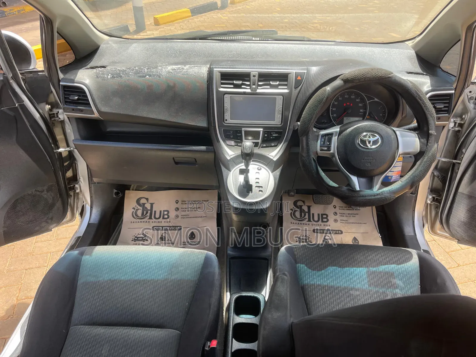 Toyota Ractis 2012 Silver