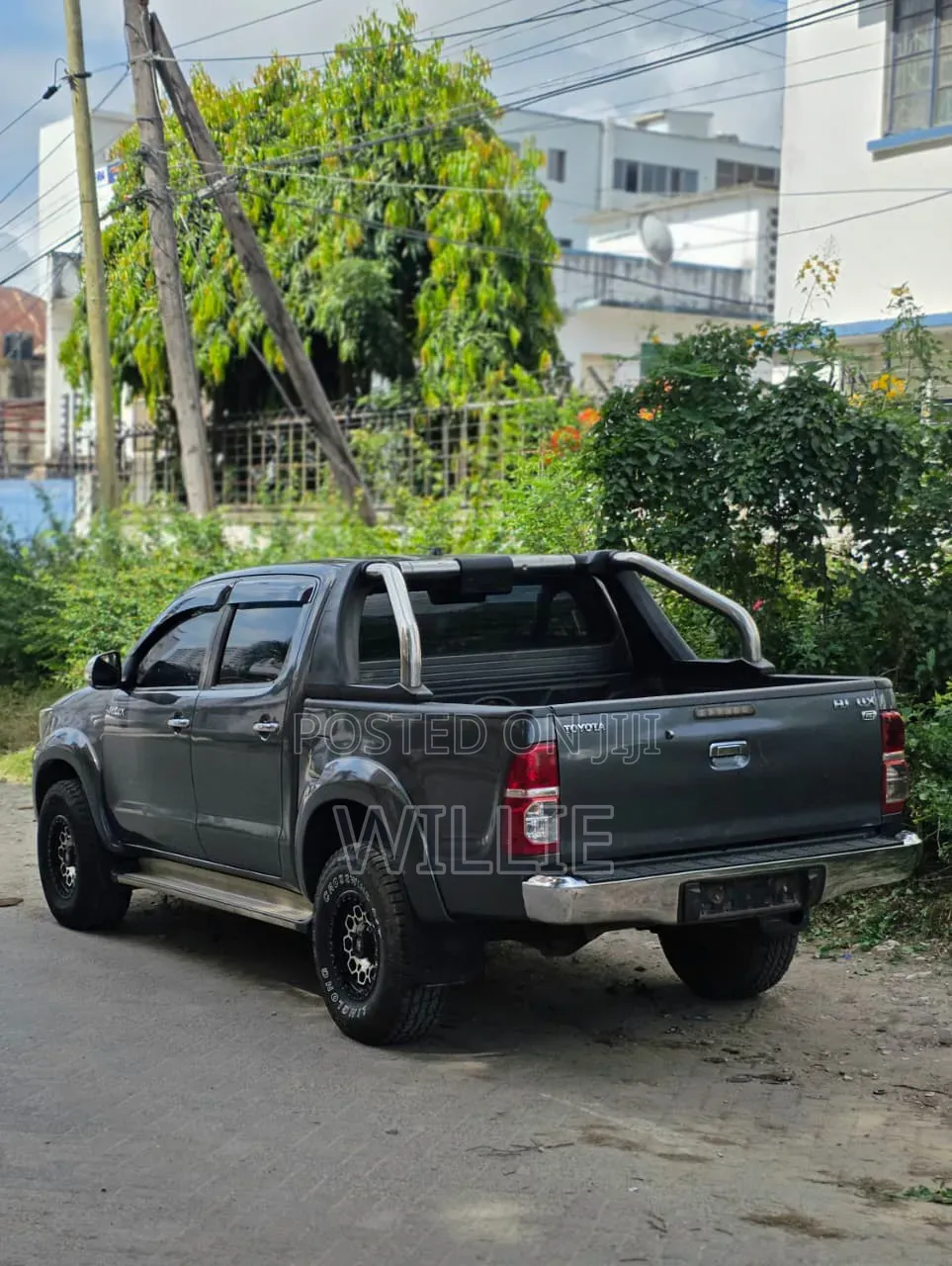 Toyota Hilux 2018 Gray