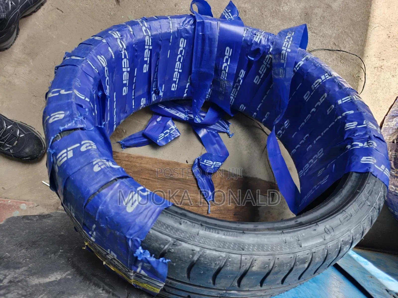 225/35r19 Accelera Tyre Made in Indonesia