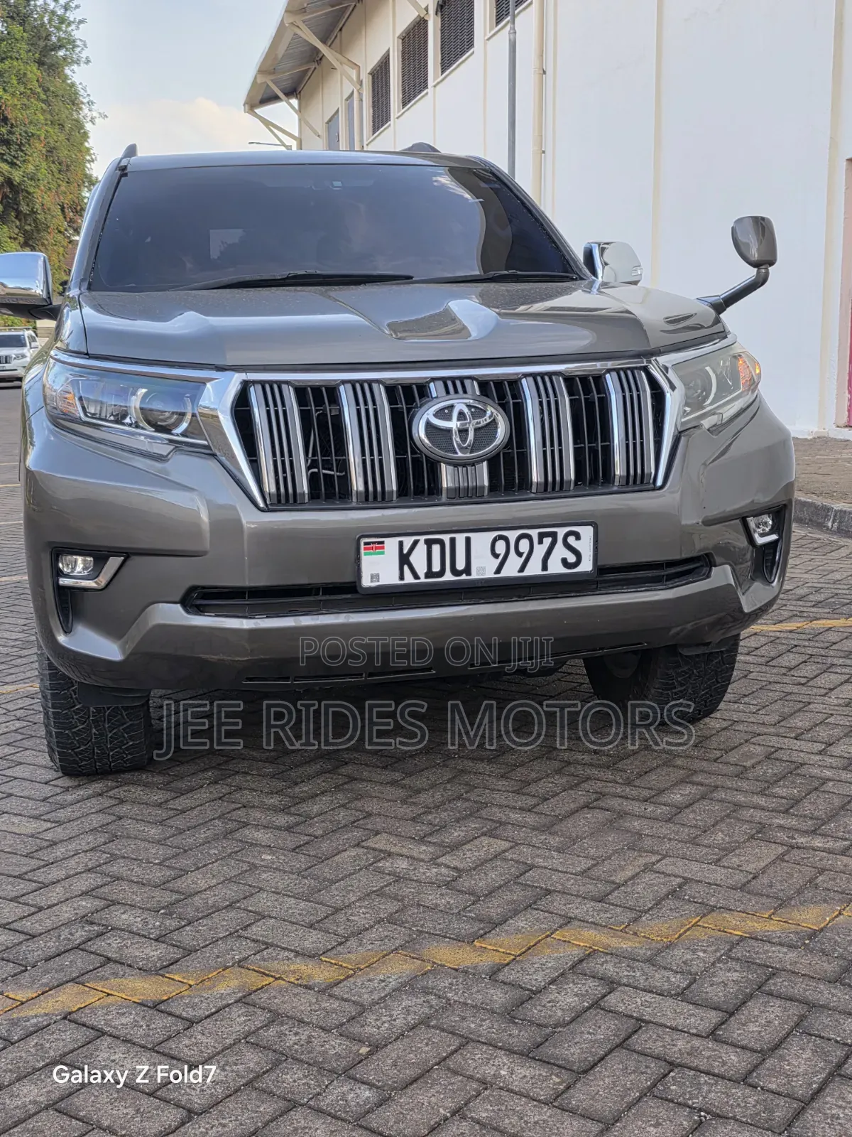 Toyota Land Cruiser Prado 2013 Brown