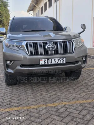 Toyota Land Cruiser Prado 2013 Brown