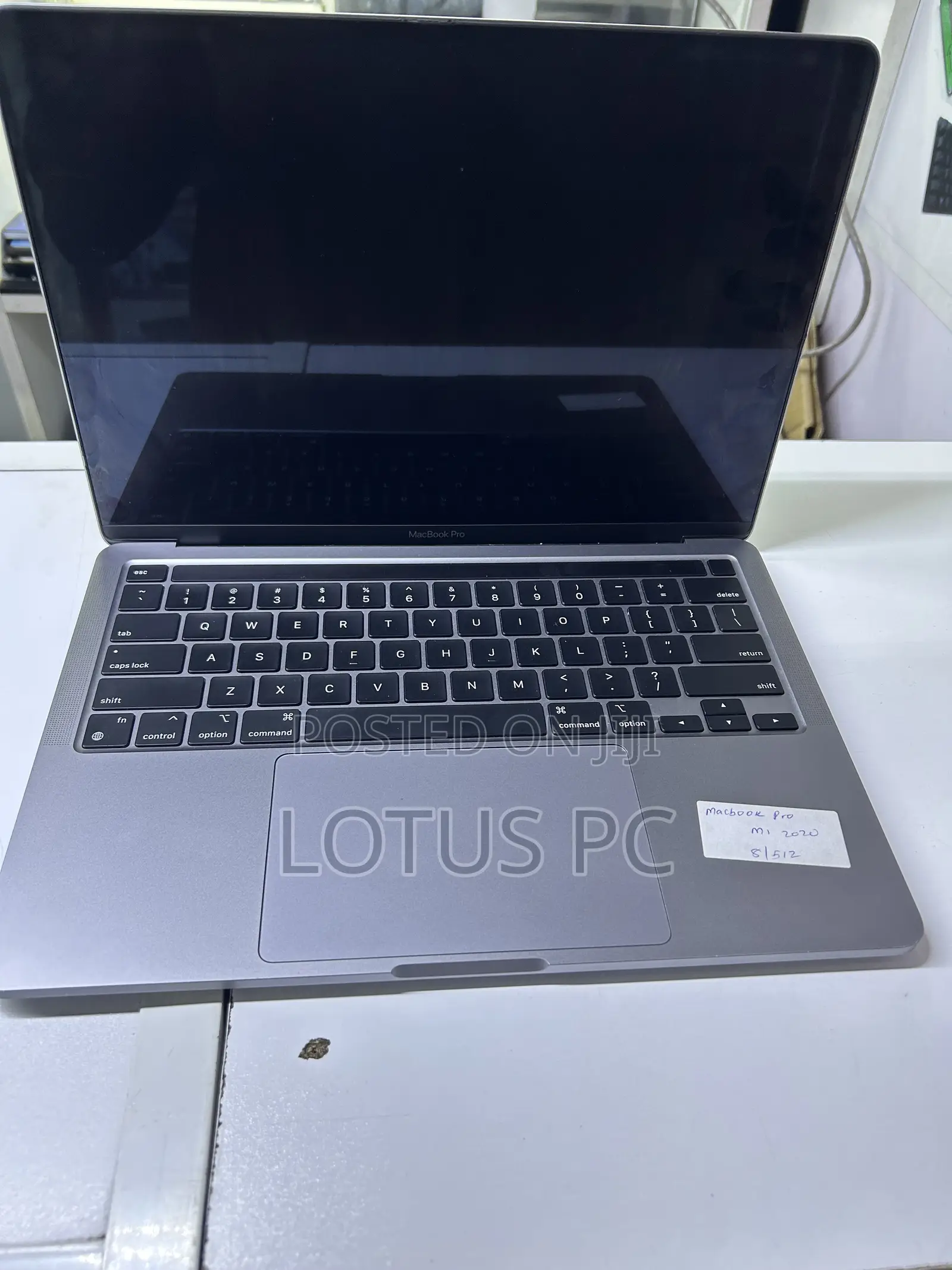 Laptop Apple MacBook Pro 2020 M1 8GB Apple M1 SSD 512GB