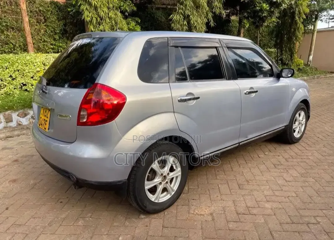 Mazda Verisa 2007 Silver