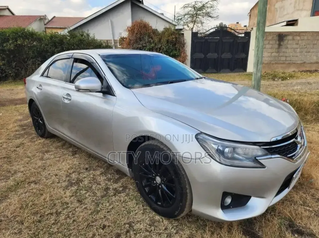 Toyota Mark X 2.5 RWD 2015 Silver