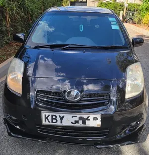 Toyota Vitz 2006 Black