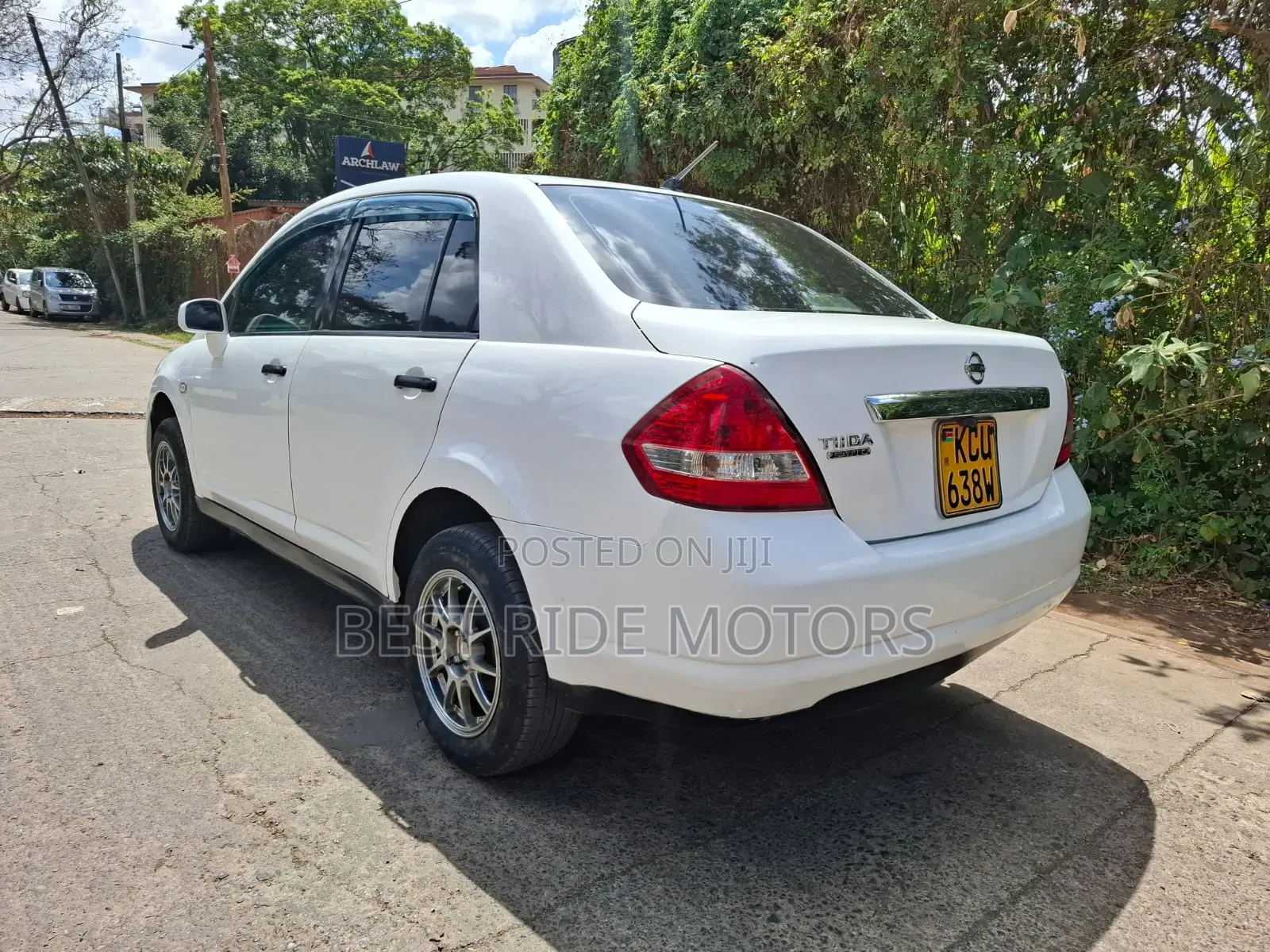 Nissan Tiida 2012 White