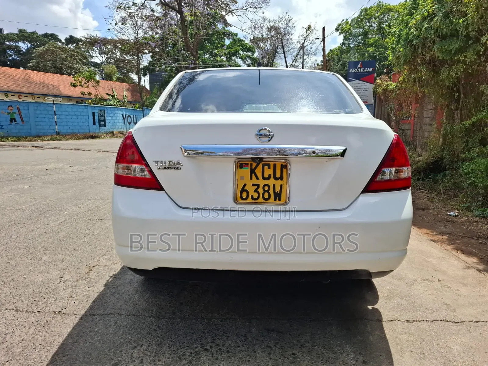Nissan Tiida 2012 White