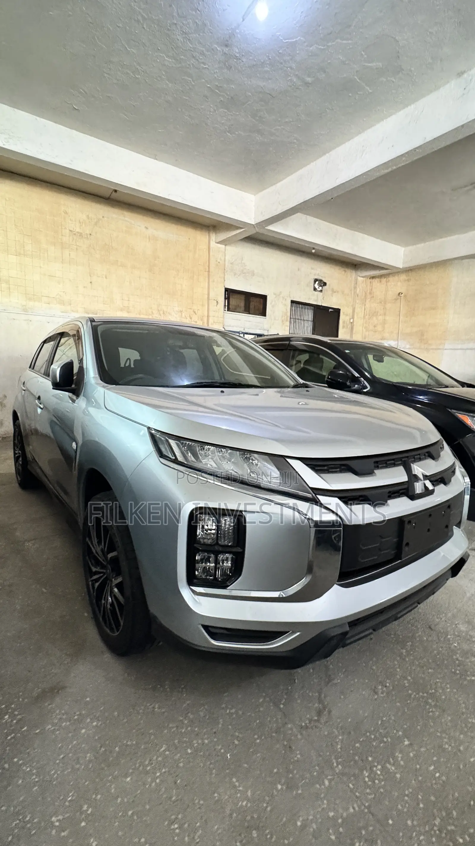 Mitsubishi RVR 2019 Silver